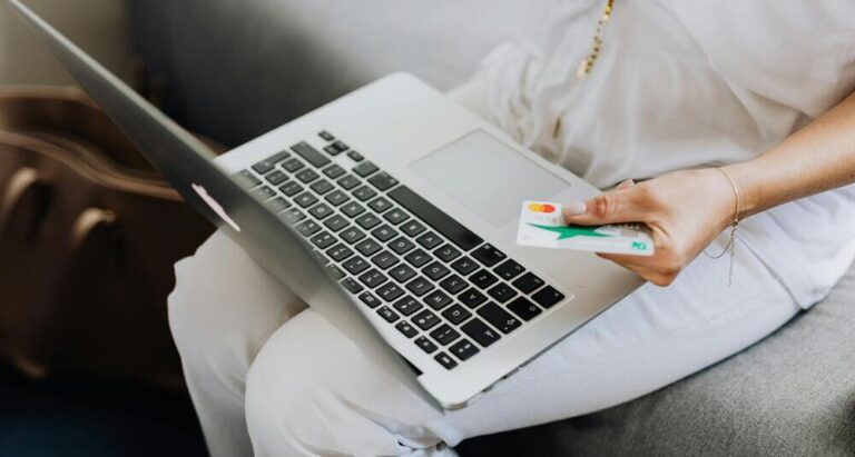 Как эффективно управлять подписками на Evazaym