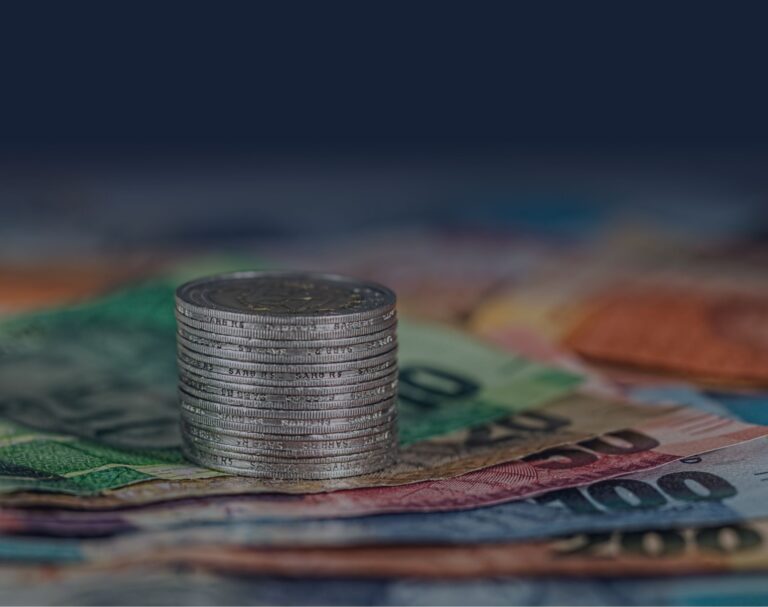 Экономическое будущее Казахстана: курс тенге и взаимодействие с рублем и долларом