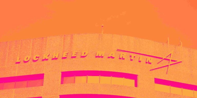 S&P Global выделили, Lockheed Martin и Henry Schein раскритиковали