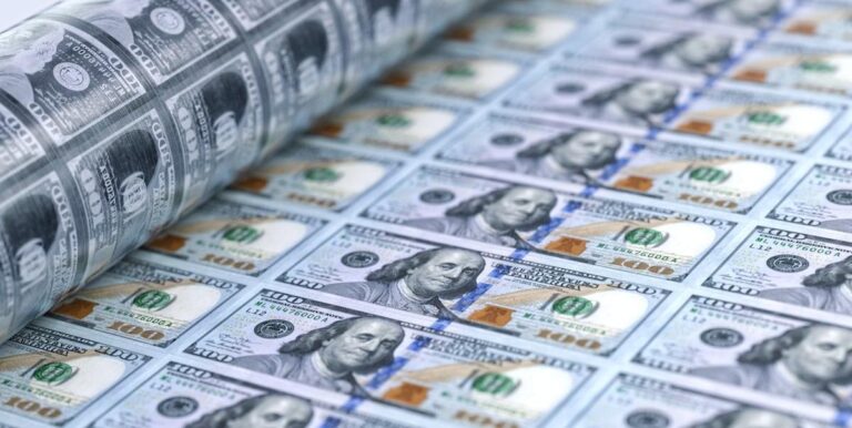 Две дивидендные акции S&P 500 упали до 25%