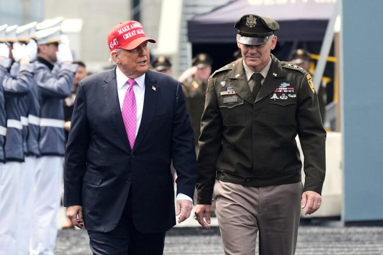 Фьючерсы на индексы США выросли после отсрочки удара по Ирану