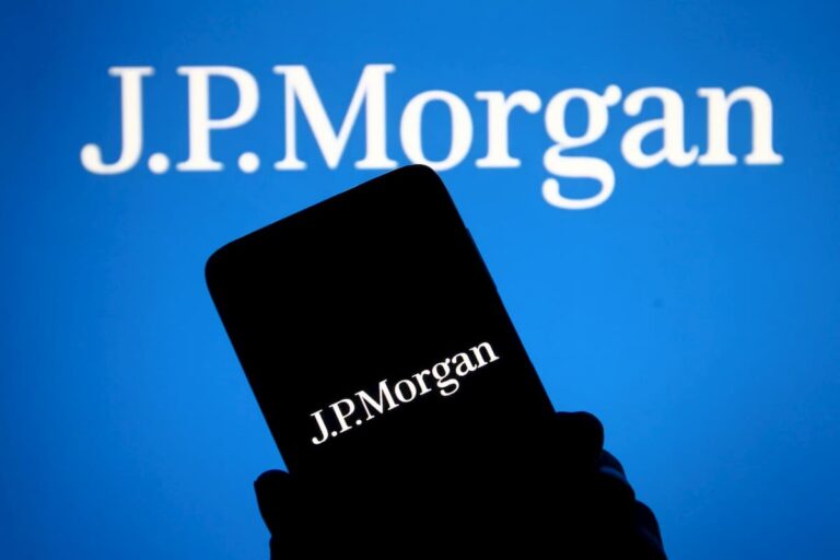 JPMorgan снова ухудшил прогноз по S&P 500