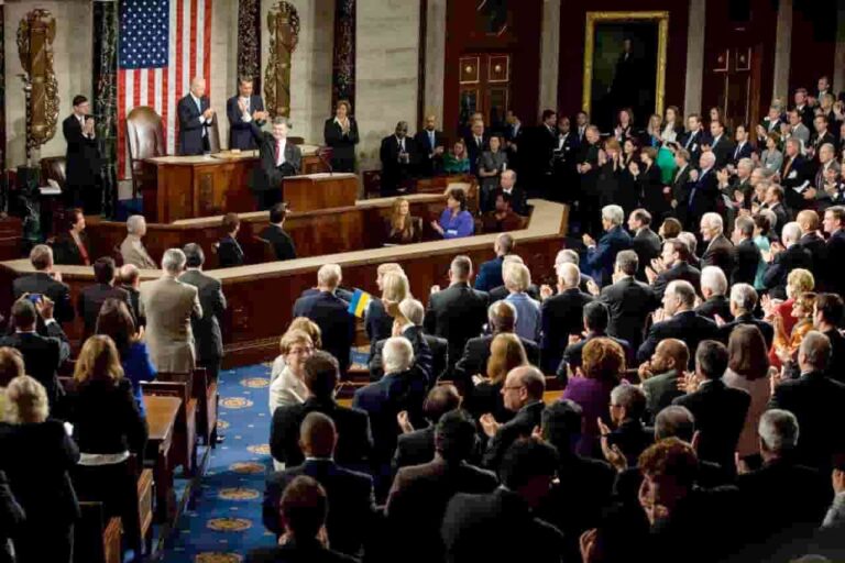 Томас Суоцци продал акции крупных AI-компаний