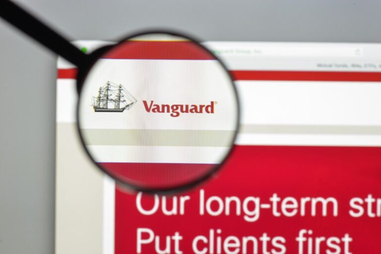 Vanguard проведет дробление паев пяти крупных ETF