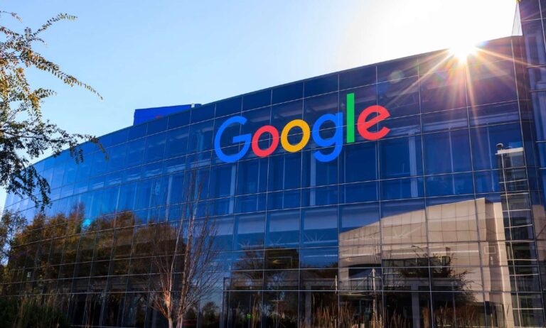 Уолл-стрит ждет роста акций Google в ближайший год