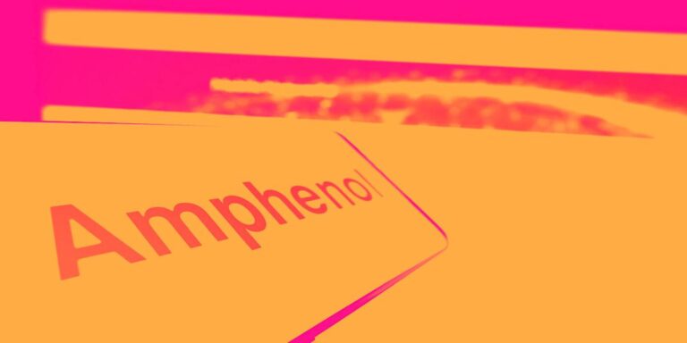 Amphenol подходит к отчету на фоне сильного роста