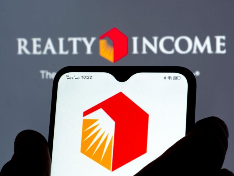 Realty Income 31 год подряд повышает дивиденды