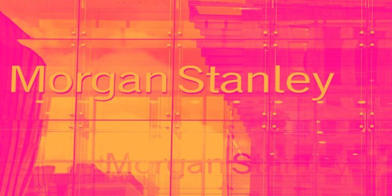Morgan Stanley подходит к отчету на волне роста
