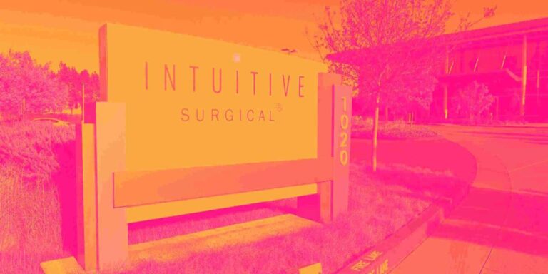 Чего рынок ждет от отчета Intuitive Surgical