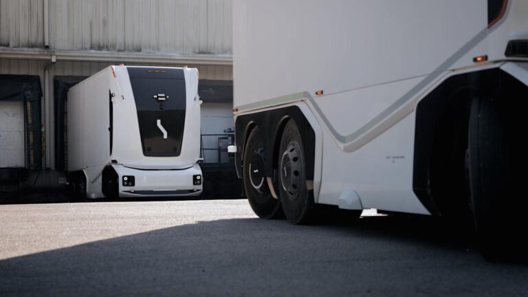 Einride готовится к листингу на Nasdaq и расширяет проект с Amazon