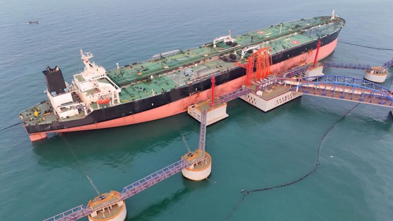 Dow вырос на 1&nbsp;000 пунктов на надеждах на переговоры