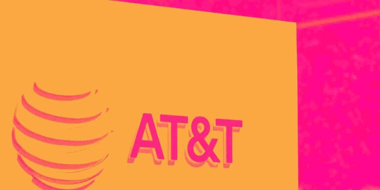 Что ждать от отчёта AT&T: рост слабый, риски есть