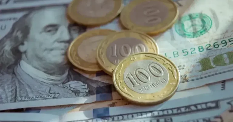 Средневзвешенный курс доллара составил 471,46 тенге