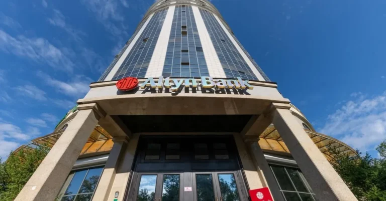 Fitch Ratings повысило рейтинг Altyn Bank до BBB-