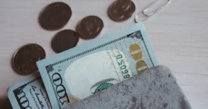 Узбекистан опередил Казахстан по привлечению денег