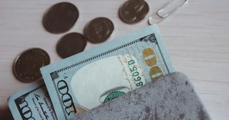 Узбекистан опередил Казахстан по привлечению денег