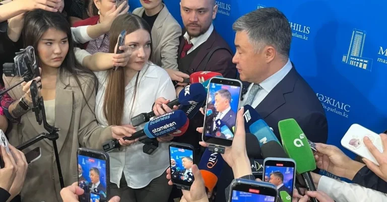 Глава Нацбанка объяснил укрепление тенге