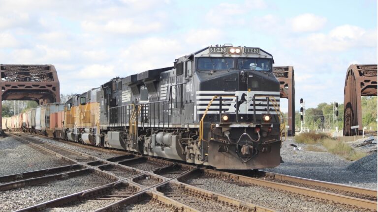 Прибыль Norfolk Southern снизилась из-за зимы