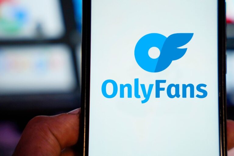 США обеспечили почти 49% трафика OnlyFans
